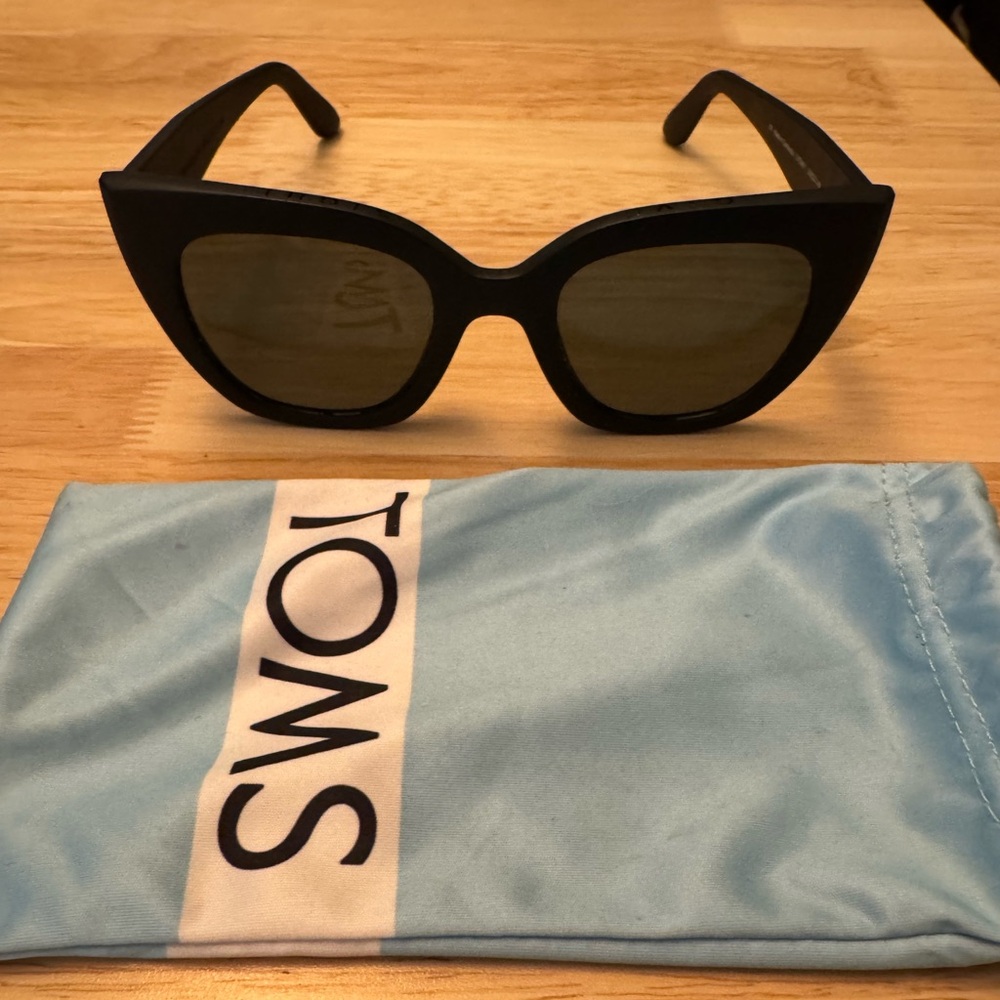 Toms Sydney Traveler Polarized Sunglasses